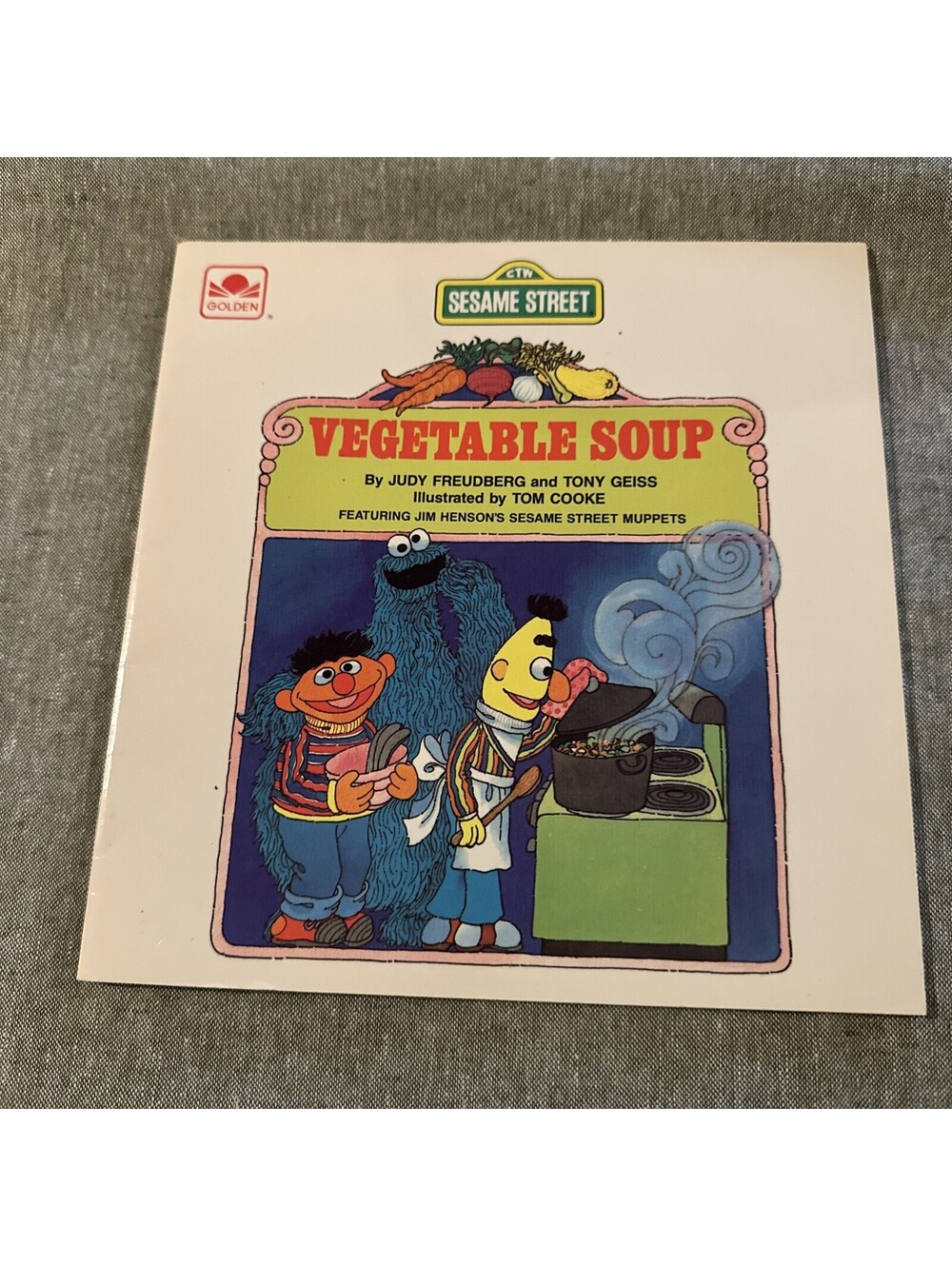 Vintage 1980 Golden Paperback Vegetable Soup Sesame Street